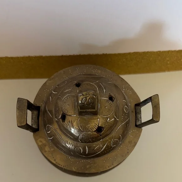 Vintage Marked Chinese Brass Footed Incense Burner Holder Tri pod pot lidded - Picture 2 of 11